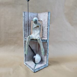 Postać z architekturą